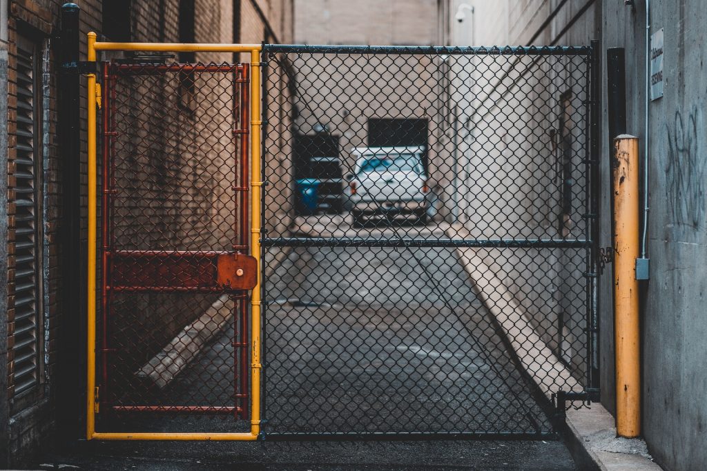 Das Privatgrundstück absperren auf netzperlentaucher.de